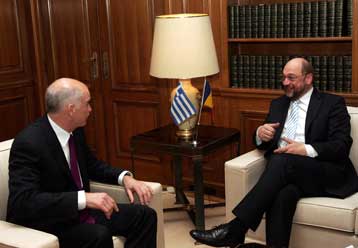 Κοινοτική αλληλεγγύη στο «ελληνικό πρόβλημα» ζητούν οι Ευρωπαίοι Σοσιαλιστές