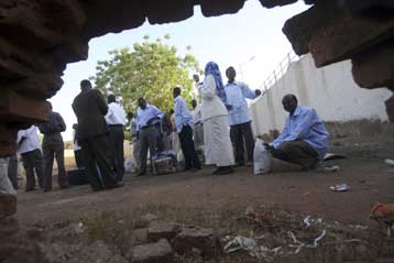 Φόβοι για εκατοντάδες νεκρούς από συγκρούσεις στο Νταρφούρ