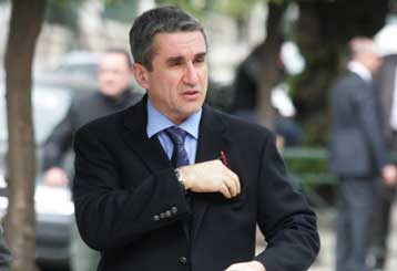 Συνάντηση Σαμαρά-Λοβέρδου την Τρίτη για τις αλλαγές στο Ασφαλιστικό