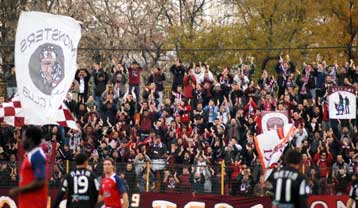 Η Λάρισα μειώνει τις τιμές στα εισιτήρια για το ματς με την ΑΕΚ