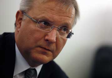 Πρόσθετα μέτρα το συντομότερο δυνατό ζητά από την Ελλάδα ο Όλι Ρεν