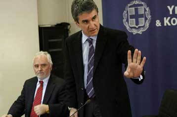 «Κλειδώνουν» οι αλλαγές για βασική σύνταξη, ενοποιήσεις Ταμείων και κλάδο υγείας