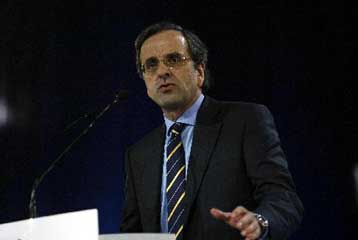 Για κατεδάφιση του εσωτερικού μετώπου κατηγόρησε τον πρωθυπουργό ο Αντ.Σαμαράς