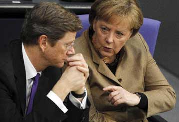 Εκτός ατζέντας Μέρκελ-Παπανδρέου η οικονομική βοήθεια, λέει η γερμανική κυβέρνηση