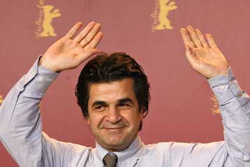 Ταινία για τις διαδηλώσεις του Ιουνίου στο Ιράν ετοίμαζε ο Τζαφάρ Παναχί