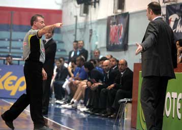 «Κάποιοι διαιτητές πρέπει να κοιταχθούν επιτέλους στον καθρέφτη» τονίζει η ΚΑΕ Πανιώνιος