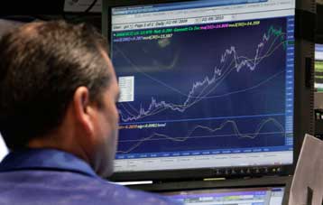 Πιο αξιόπιστο το Πρόγραμμα Σταθερότητας με τα νέα μέτρα, λένε Moodys και Fitch