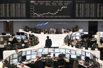 Υψηλότερα οι ευρωπαϊκές αγορές την Τετάρτη, οριακές μεταβολές στη Γουόλ Στριτ