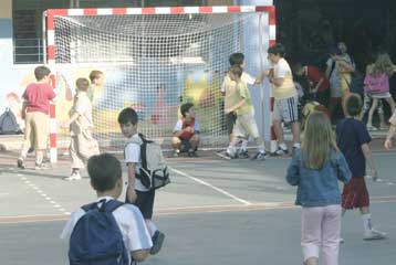 Απεργία για την Παρασκευή κήρυξαν δάσκαλοι και καθηγητές