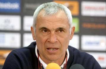 «Να χτίσουμε διαφορά ασφαλείας» ζήτησε ο Κούπερ από τους παίκτες του