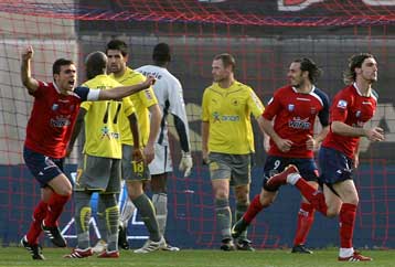 Επεισόδιο στον Πανιώνιο μεταξύ Μανιάτη και Ριέρα