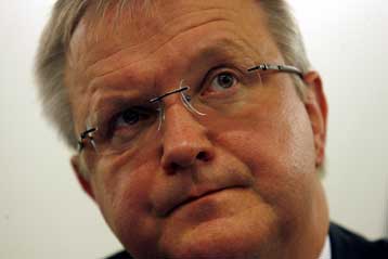 Πιθανό θεωρούν οι Βρυξέλλες το «ψαλίδι» και στους μισθούς του ιδιωτικού τομέα