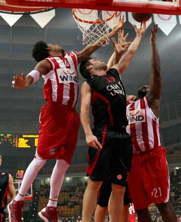 Πρωτιά για Ολυμπιακό και χείρα βοηθείας από ΠΑΟ για Μαρούσι