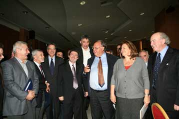 Δημιουργία εταιρείας holding για τους λιμένες Πειραιά, Ελευσίνας, Λαυρίου και Ραφήνας