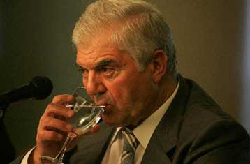 Οι επενδυτές «δέσμευσαν» τα περιουσιακά στοιχεία του Παύλου Ψωμιάδη