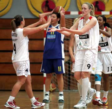 Νίκες σωτηρίας για Ολυμπιακό Β. και ΦΕΑ