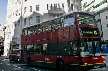 «Παγώνει» ο δημόσιος τομέας της Βρετανίας με 48ωρη απεργιακή κινητοποίηση