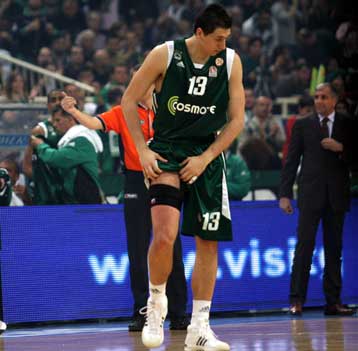 Αγωνία στον Παναθηναϊκό για τις ενοχλήσεις του Διαμαντίδη