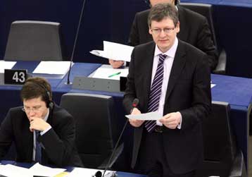 Πράσινο φως στη χορήγηση «μικροδανείων» σε ανέργους δίνει η Κομισιόν