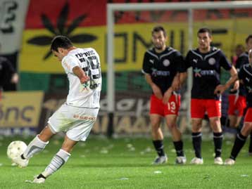 Ο ΟΦΗ «τσίμπησε» την Κέρκυρα στο ντέρμπι και έστειλε τον Ολυμπιακό Β. μόνο στην κορυφή