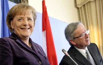 Αυστηρούς κανόνες για το Ευρωπαϊκό Νομισματικό Ταμείο προωθεί η Μέρκελ