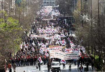 Γενικό μπλακ άουτ σε δημόσιο και ιδιωτικό τομέα