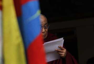 Η Κίνα σκοπεύει να αφανίσει τον βουδισμό, τονίζει ο Δαλάι Λάμα