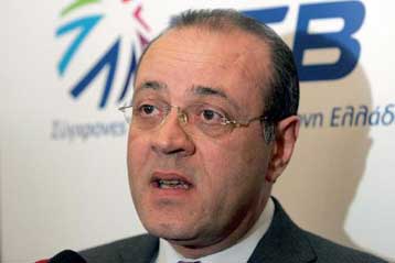 Δεν τίθεται θέμα περικοπής του 14ου μισθού στον ιδιωτικό τομέα, τονίζει ο ΣΕΒ