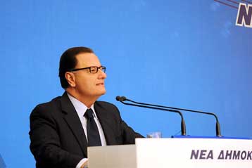 Ενημέρωση από τον πρωθυπουργό για τις επαφές του στο εξωτερικό ζητά η ΝΔ