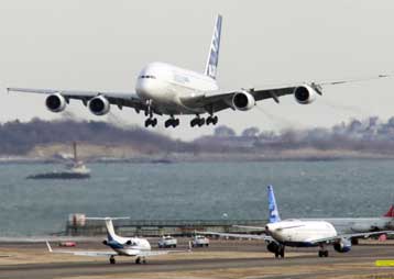 Η αποχώρηση της Airbus από αμερικανικό διαγωνισμό θα έχει συνέπειες, λέει το Παρίσι