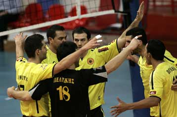 Χαμόγελα στην ομάδα βόλεϊ της ΑΕΚ για τις δηλώσεις της πλευράς των Κυριακίδη-Σάκι