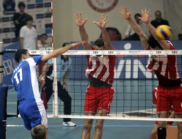 Αποκλεισμός του Ολυμπιακού από τη Ντιναμό Μόσχας στο Champions League του βόλεϊ