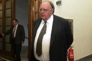 Επιδιώκουμε αποδοχή της πολιτικής μας, δηλώνει ο Θ.Πάγκαλος για τις κινητοποιήσεις