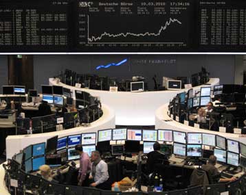 Με κέρδη τα ευρωπαϊκά χρηματιστήρια και η Γουόλ Στριτ την Τετάρτη