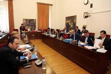 Μέχρι τις 15 Μαΐου παρατείνονται οι εργασίες της Εξεταστικής για το Βατοπαίδι