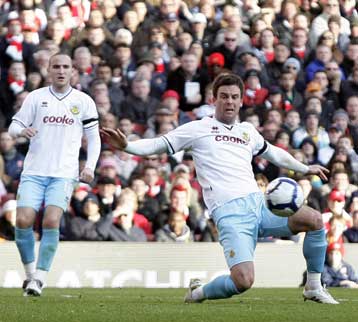 Ανώφελη ισοπαλία για την Μπέρνλι το 1-1 με τη Στόουκ Σίτι