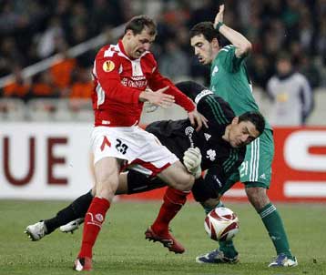 Ο Παναθηναϊκός ηττήθηκε 3-1 από τη Σταντάρ στο ΟΑΚΑ και θα πάει στη Λιέγη για το θαύμα