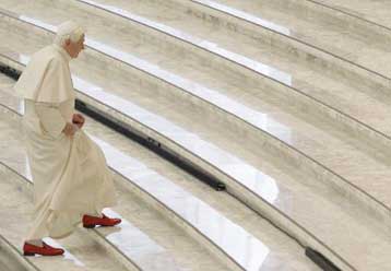 Τρεις χιλιάδες καταγγελίες κακοποίησης εξετάζει το Βατικανό τα τελευταία δέκα χρόνια