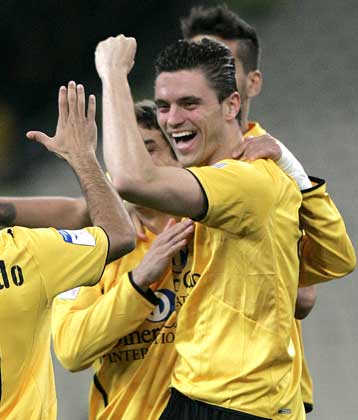 Φορτσάρει για πλέι – οφ η ΑΕΚ μετά την «τριάρα» επί της Καβάλας