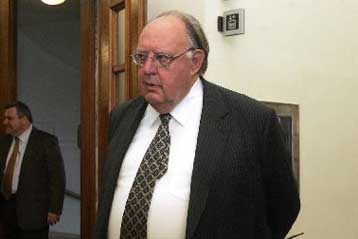 Όποιος διαφωνεί να μην παίρνει θέση ευθύνης, διαμηνύει ο Θεόδωρος Πάγκαλος