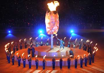 Άναψε η φλόγα των χειμερινών Παραολυμπιακών Αγώνων στο Βανκούβερ