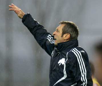 Παναθηναϊκός ίσον φαβορί σύμφωνα με τον Νιόπλια, αποθέωση για Βύντρα