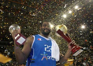 Ο MVP Sofo… χόρεψε τους Ξένους στο Αll Star Game