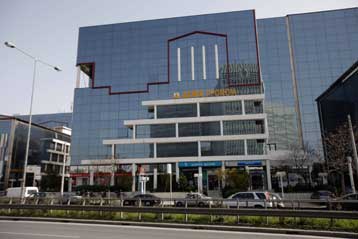 Διαμαρτυρία ασφαλισμένων στις Ασπίς Πρόνοια και Commercial Value