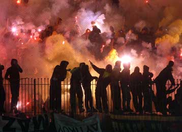 Τρεις συλλήψεις και 33 προσαγωγές για τα επεισόδια στο Κλεάνθης Βικελίδης