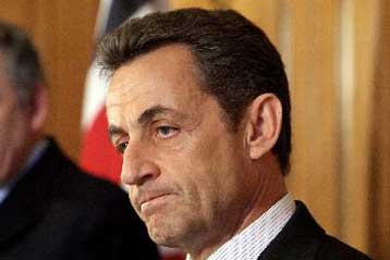 Ξεκάθαρη ήττα του Σαρκοζί στον πρώτο γύρο των περιφερειακών εκλογών στη Γαλλία