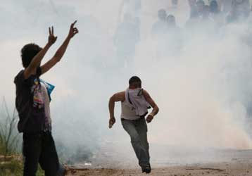 Συγκρούσεις Παλαιστινίων και ισραηλινών δυνάμεων στην Ιερουσαλημ