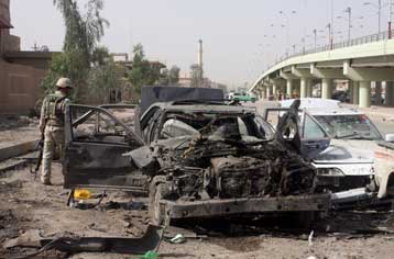 «Εύθραυστη» η πρόοδος του Ιράκ, δηλώνει ο Πετρέους