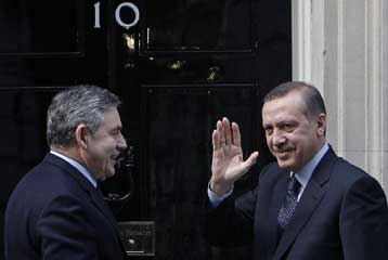 Στήριξη Ερντογάν στο Ιράν στη διάρκεια επίσκεψής του στη Βρετανία