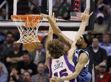 Απίστευτο 152-114 των Σανς επί των Τίμπεργουλβς